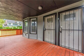 10222 Parkgate Ave in Cleveland, OH - Building Photo - Building Photo