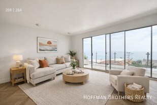 18203 Coastline Dr in Malibu, CA - Building Photo