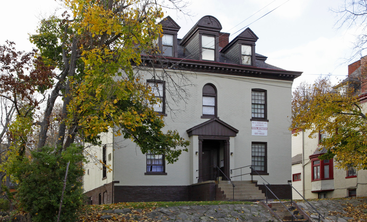 160 S Fairmount St in Pittsburgh, PA - Building Photo