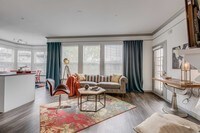Building Photo - Pilot House Apartamentos in Denver, Colorado