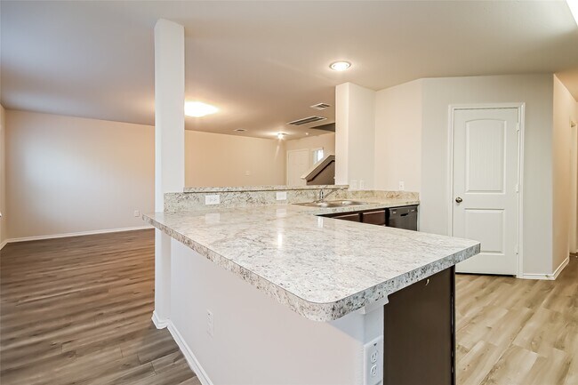 2907 Karin Crst Ln in Conroe, TX - Building Photo - Building Photo