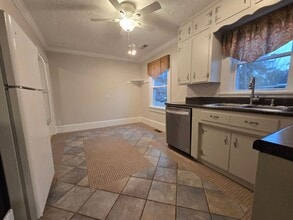 903 Raleigh St in Elizabeth City, NC - Building Photo - Building Photo