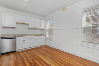 92-94-94 Alfred St in Bridgeport, CT - Building Photo - Building Photo