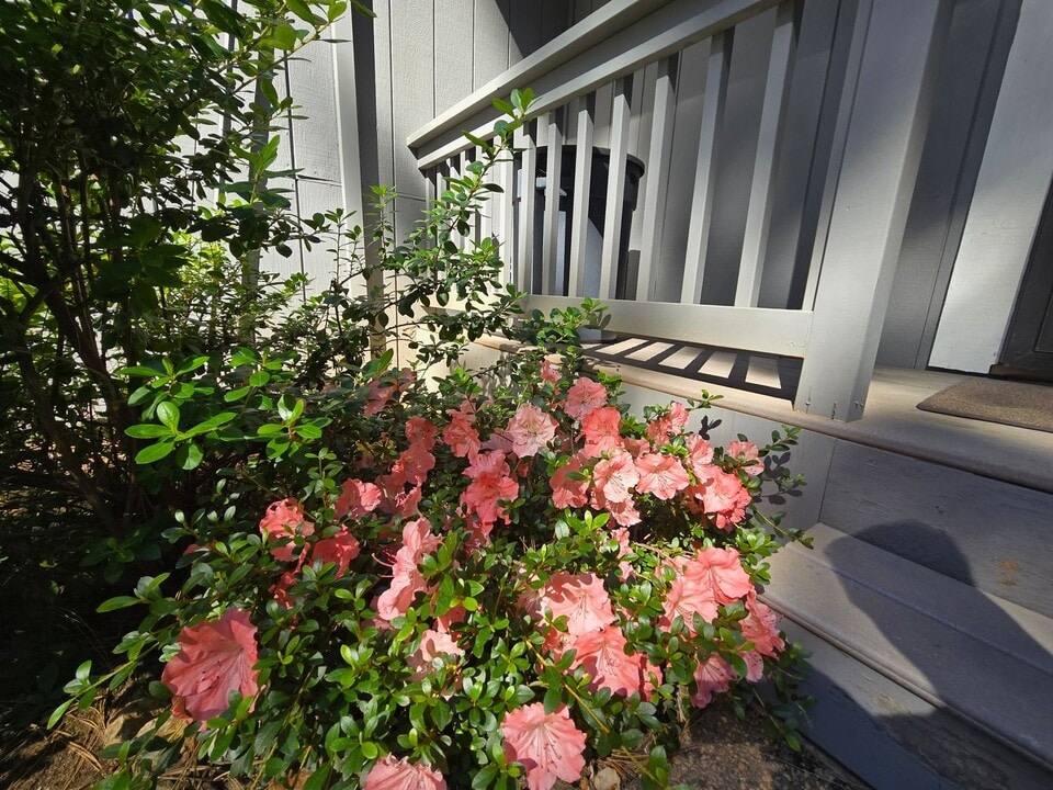 15287 Kingsbury Cir in Grass Valley, CA - Building Photo