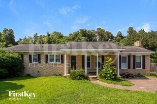 628 Schooner Rd in Charleston, SC - Building Photo