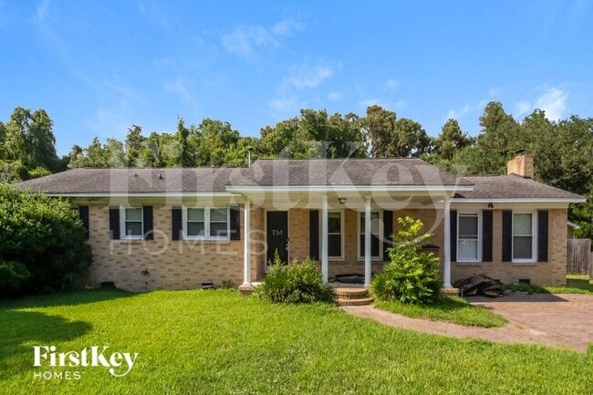 property at 628 Schooner Rd