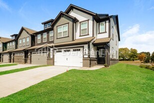 8980 Willis Wy in Avon, IN - Building Photo