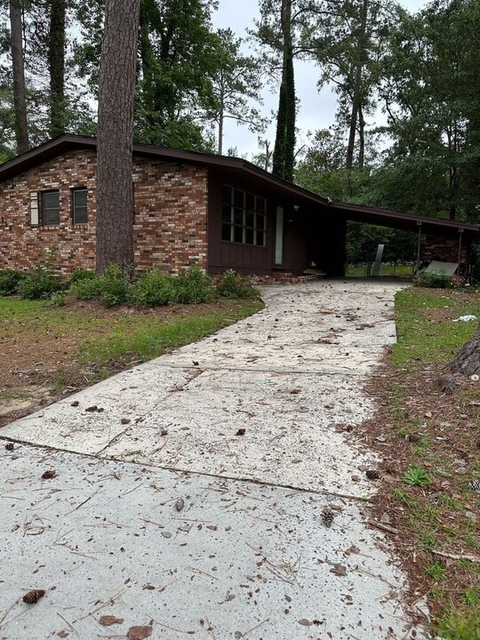 1934 Dirk Dr in Macon, GA - Building Photo