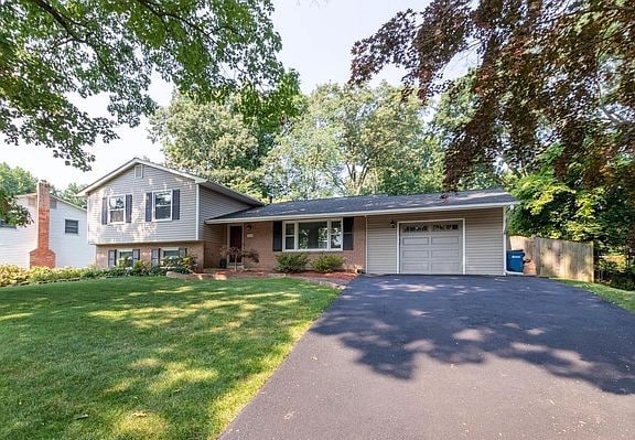 property at 3428 Holly Rd