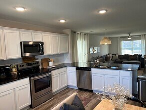 1312 Morningside Dr in Fayetteville, AR - Building Photo - Building Photo
