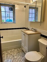 14 Mt Ida St in Newton, MA - Building Photo - Building Photo