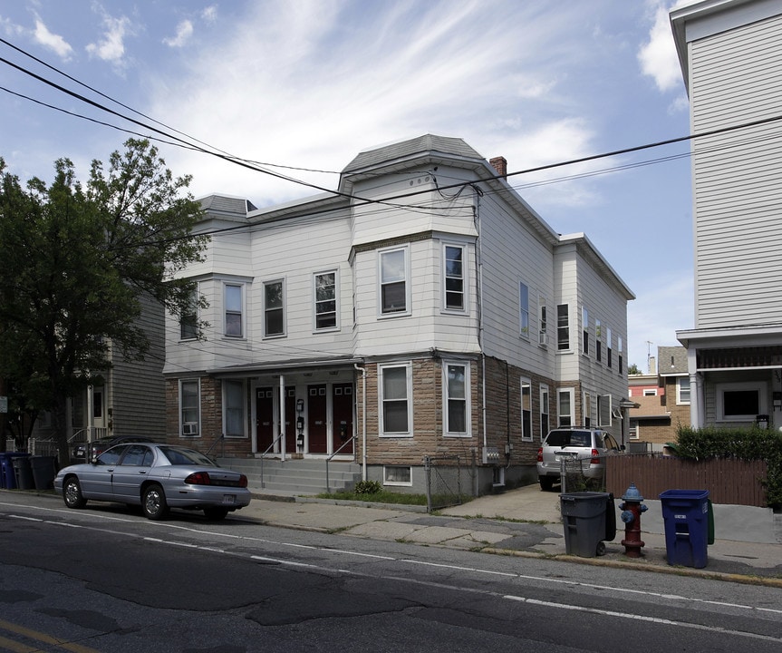 337 Beacon St in Somerville, MA - Building Photo