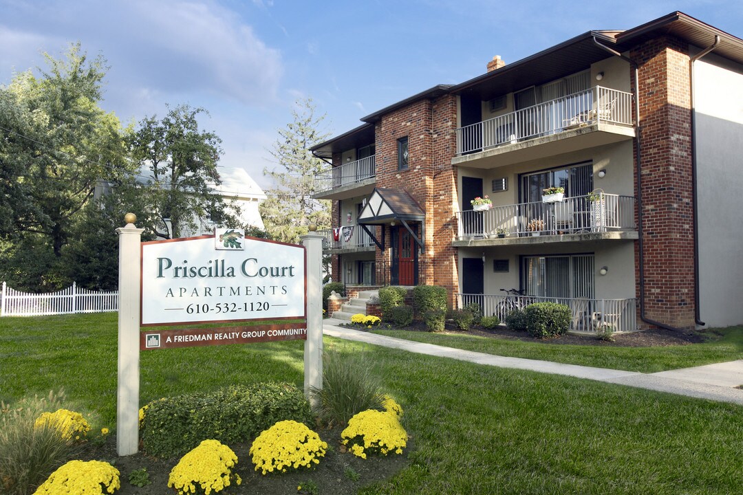 Priscilla Court Apartments in Prospect Park, PA - Foto de edificio