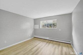 279 Oakville Ave in Waterbury, CT - Building Photo - Building Photo