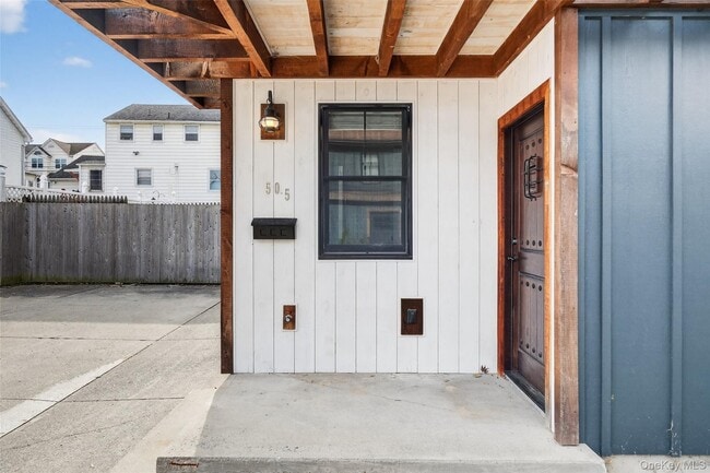 52 Ackerman St in Beacon, NY - Building Photo - Building Photo