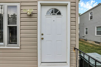 3086 Sullivant Ave, Unit 3086 Sullivant in Columbus, OH - Building Photo - Building Photo