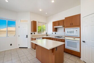 45160 Debbie Dr in La Quinta, CA - Building Photo - Building Photo