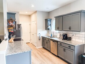 127 Rockridge Rd in Branson, MO - Foto de edificio - Building Photo