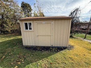 300 Taylor St in North Versailles, PA - Building Photo - Building Photo