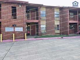 1912 SW D Ave in Lawton, OK - Building Photo