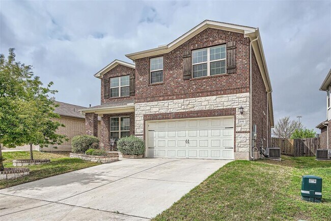property at 2152 Hat Bender Lp