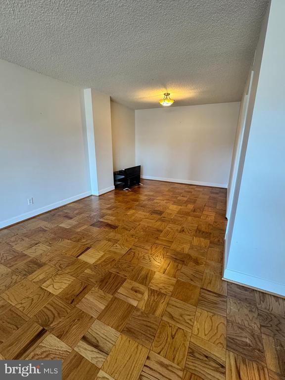 3800 Fairfax Dr in Arlington, VA - Building Photo - Building Photo