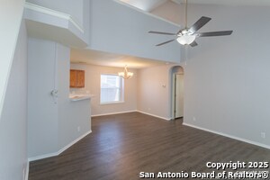 9010 Arch Bridge in San Antonio, TX - Building Photo - Building Photo