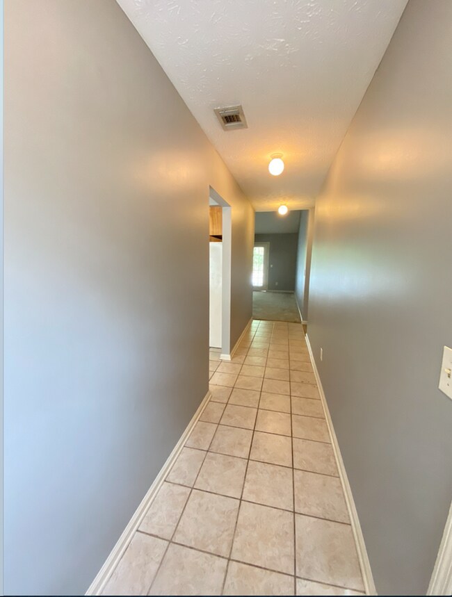 1136 Northlake Dr in Auburn, AL - Building Photo - Building Photo