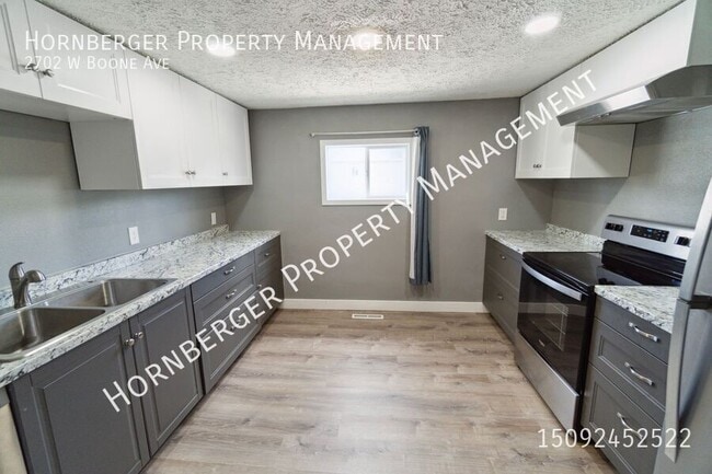 2702 W Boone Ave in Spokane, WA - Building Photo - Building Photo