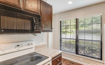 314 Old Hendersonville Hwy, Unit 4 in Brevard, NC - Building Photo - Building Photo