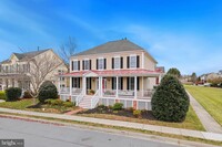 5518 Adamstown Commons Dr in Adamstown, MD - Foto de edificio - Building Photo