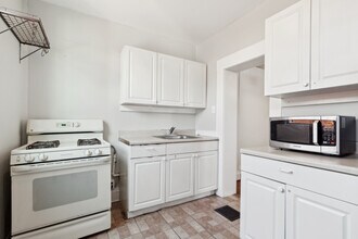 700 E 36th St in Baltimore, MD - Building Photo - Building Photo