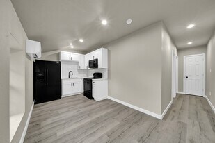 418 E 36th St in Houston, TX - Building Photo