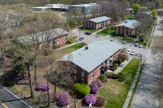 Andover Garden in Andover, MA - Foto de edificio - Building Photo