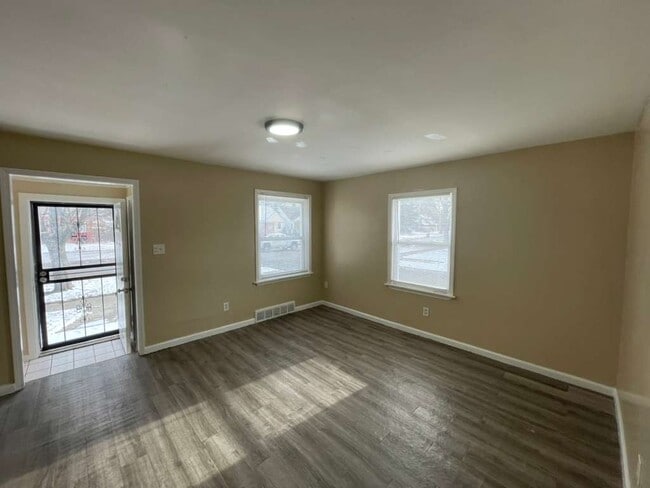 19303 Fairport St in Detroit, MI - Building Photo - Building Photo