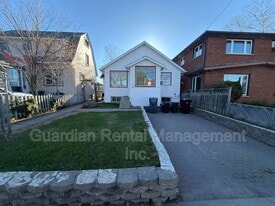 10 Elm St in Thunder Bay, ON - Building Photo