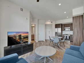 9600 S Dixie Hwy in Miami, FL - Building Photo - Building Photo