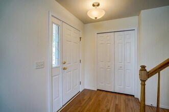 1237 Jasmine Dr in Madison, WI - Building Photo - Building Photo