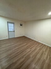 1412 E Lemon St, Unit Studio A in Lakeland, FL - Foto de edificio - Building Photo