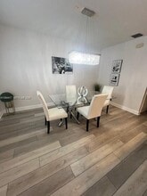 6010 Red Plum Ct in Tamarac, FL - Building Photo - Building Photo