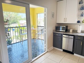421 49th St in West Palm Beach, FL - Building Photo - Building Photo