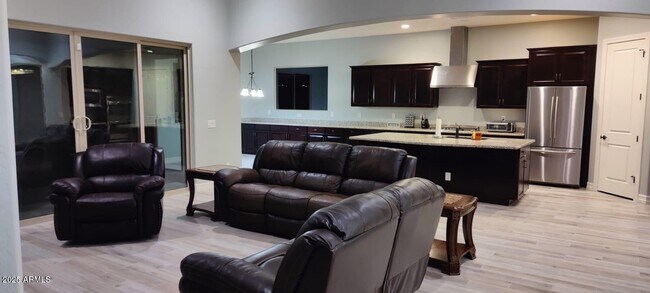 9144 W Louise Dr in Peoria, AZ - Building Photo - Building Photo