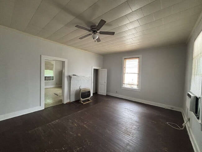 88 Palmetto St in Clinton, SC - Building Photo - Building Photo