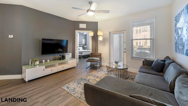 property at 4950 W Prescott St