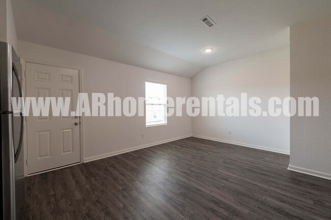 1125 Gallery Dr in Conway, AR - Building Photo - Building Photo