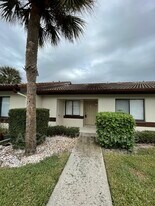 7360 Ulmerton Rd in Largo, FL - Building Photo