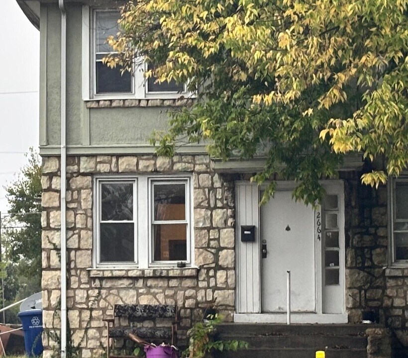 2664 E 5th Ave in Columbus, OH - Building Photo