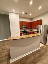 3712 Avalon Park E Blvd in Orlando, FL - Building Photo - Building Photo