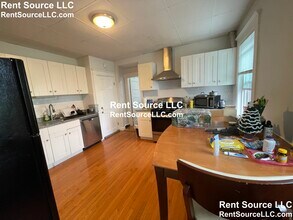 410 Trapelo Rd in Belmont, MA - Building Photo - Building Photo