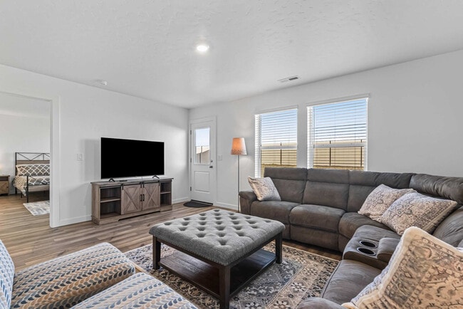 8648 E Wishmore St in Nampa, ID - Building Photo - Building Photo